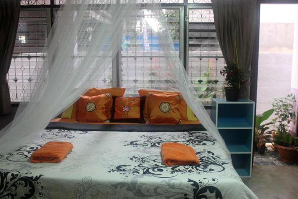 Hostel Kikie'S House Chiang Mai Pokój zdjęcie