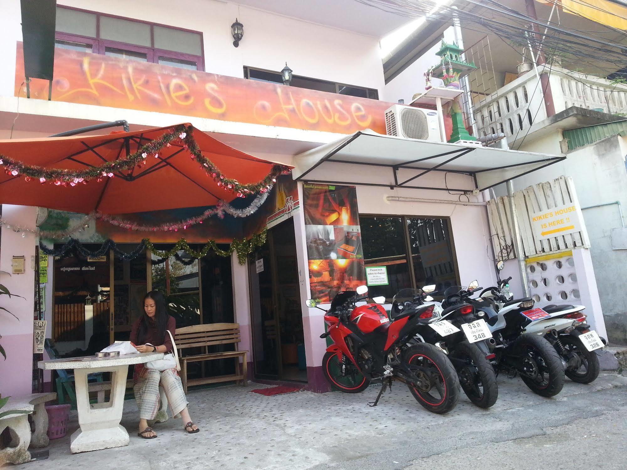 Hostel Kikie'S House Chiang Mai Zewnętrze zdjęcie